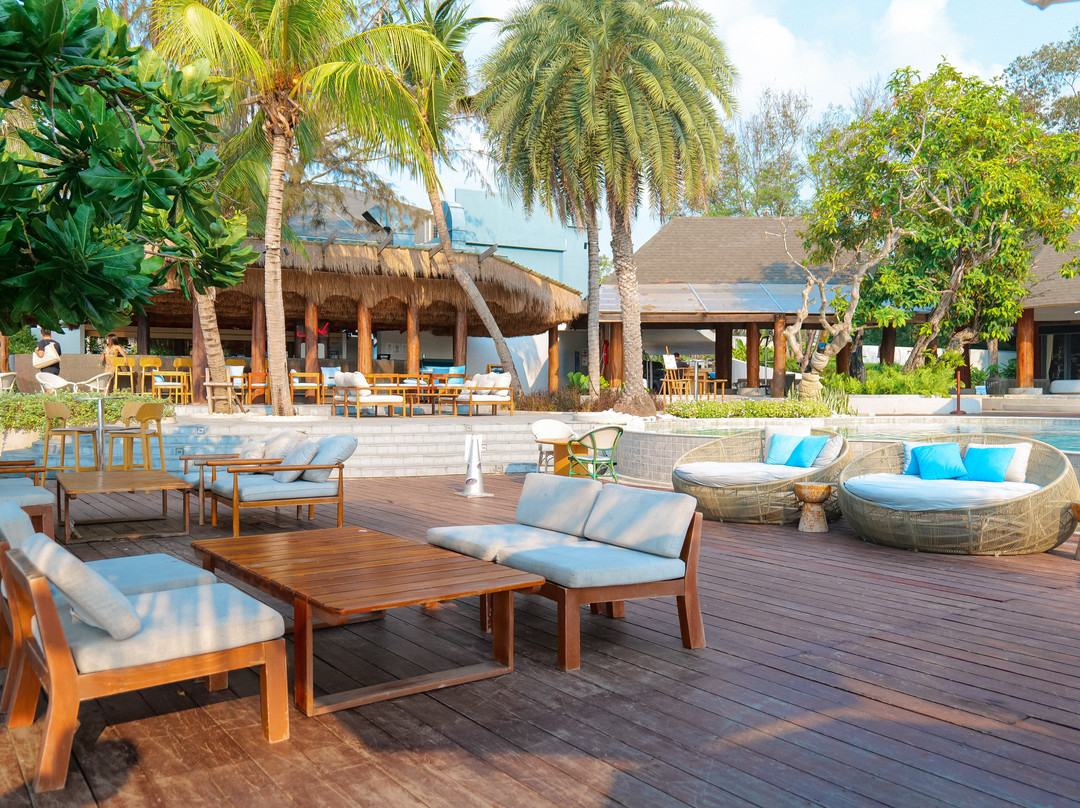 Mercure Rayong Lomtalay Villas & Resort主图