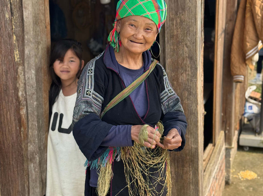 LaLa SaPa Trekking Tour景点图片