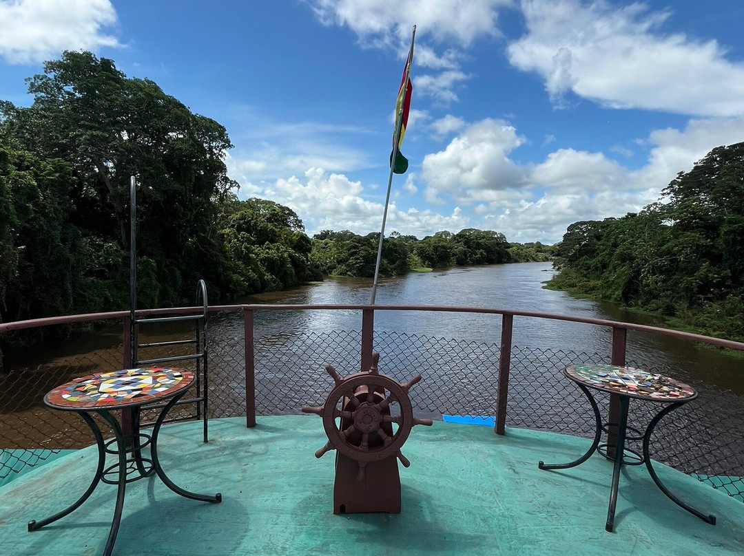 Reina de Enin - Reina Amazon Cruiser景点图片