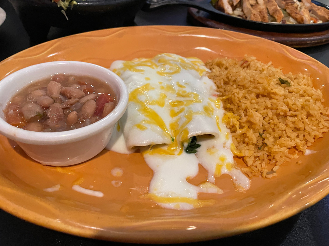 Los Acros Mexican Restaurant Danforth Square