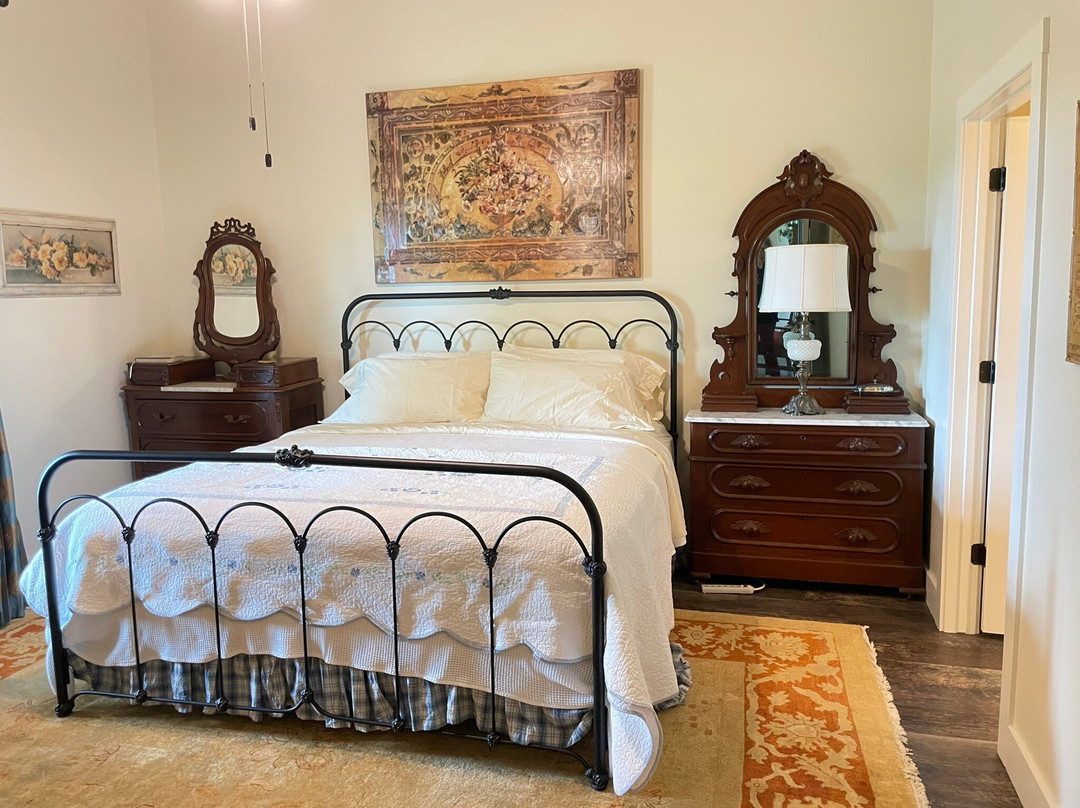 Inn at Sunset Mill Ranch