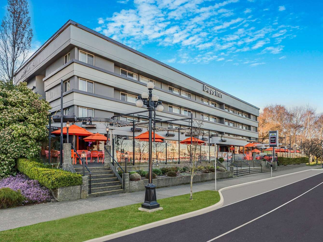Days Inn by Wyndham Victoria On The Harbour