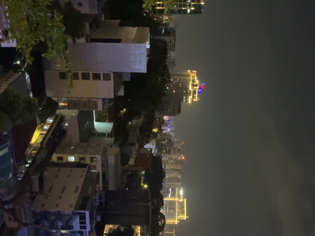 Au Lac Legend Hotel主图