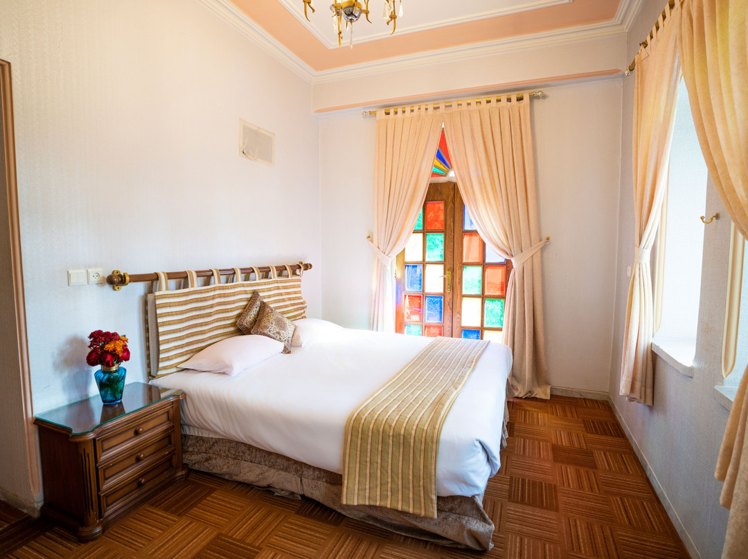 Parsian Safaiyeh Hotel主图