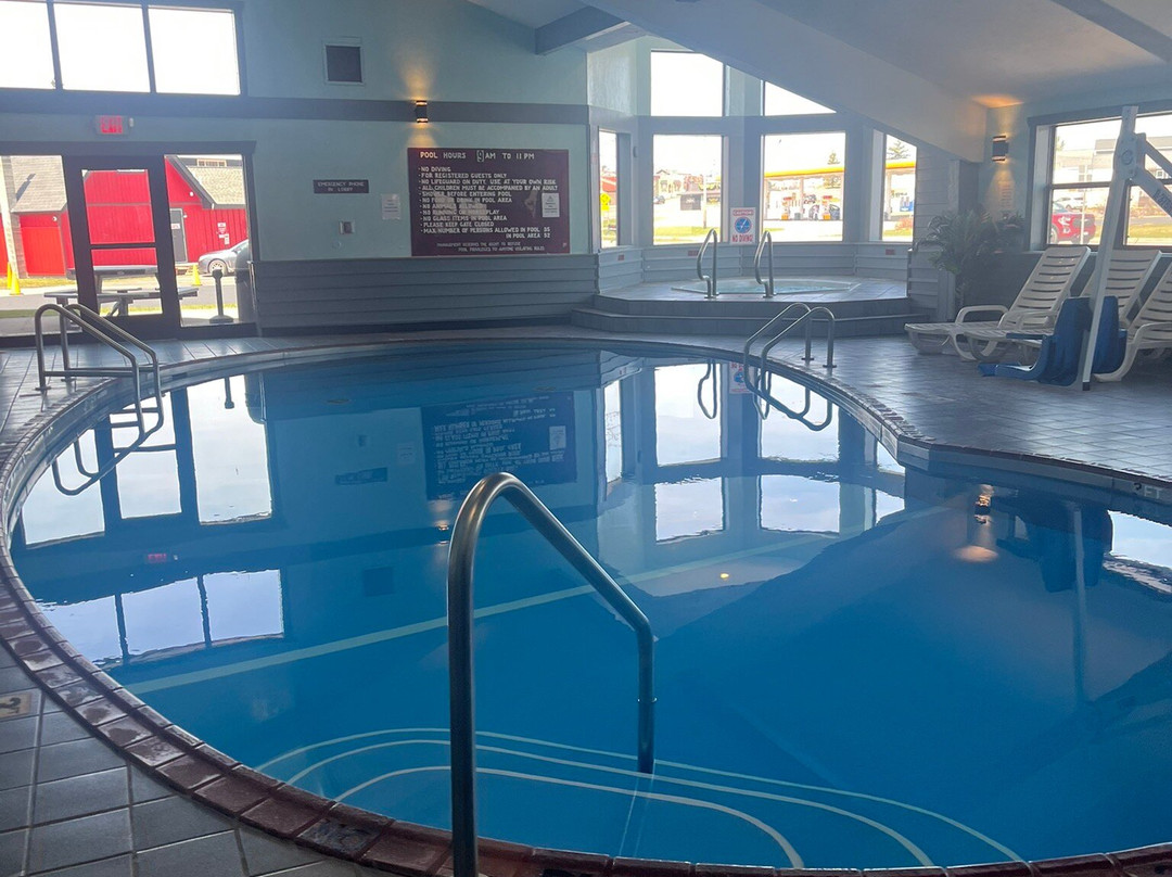 Pictured Rocks Inn & Suites主图