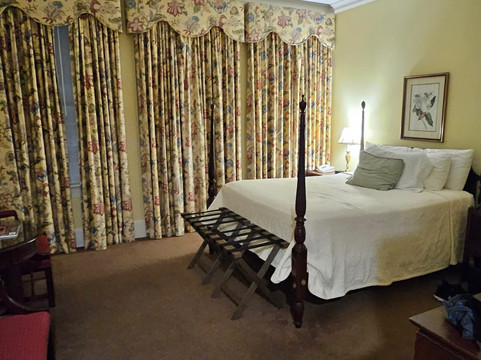 雷诺广场普兰特斯酒店主图