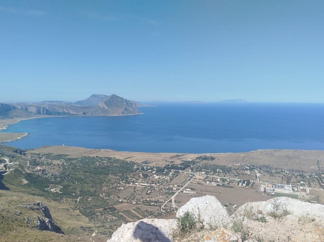 Il sentiero di Monte Monaco-圣维托角必去景点