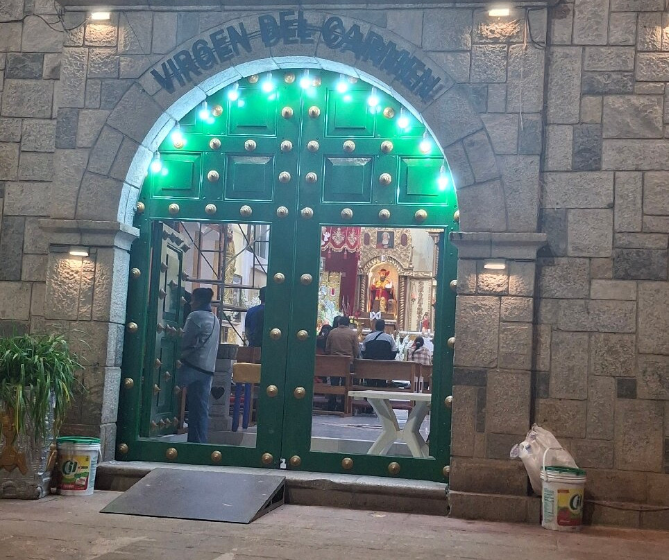 Iglesia Virgen Del Carmen-温泉镇必去景点