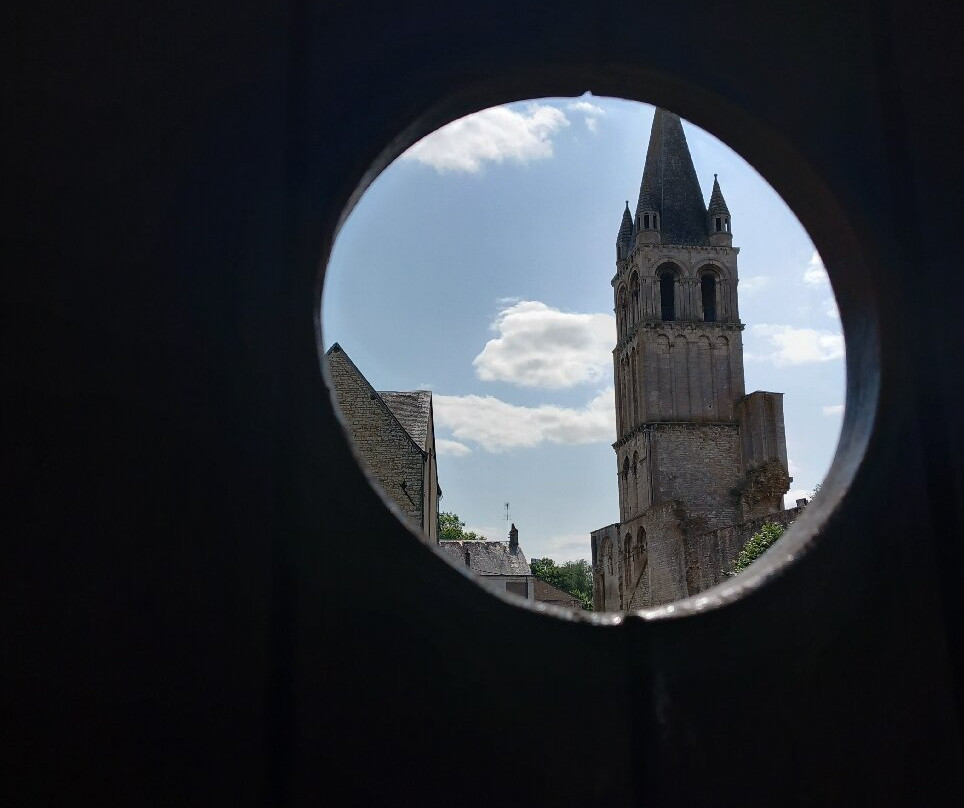 Abbaye Notre Dame de Deols景点图片