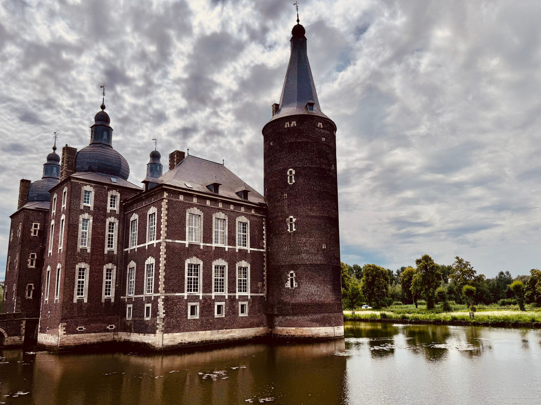 Hoensbroek Castle景点图片