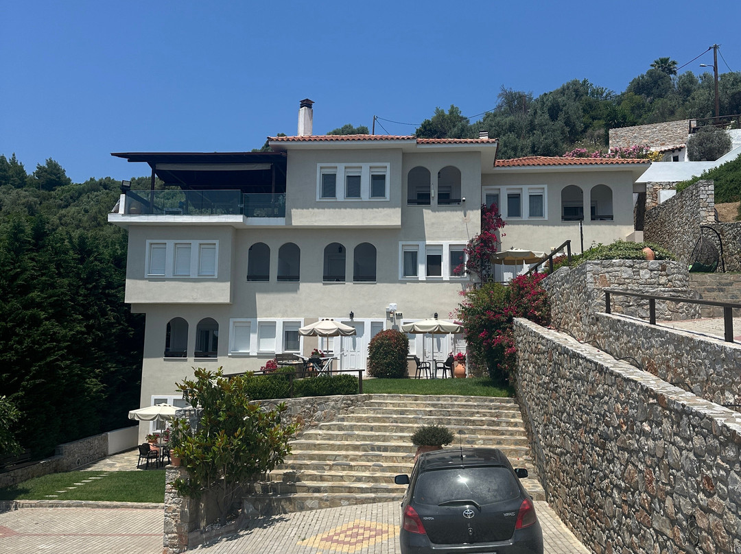 Golden Hill Studios主图