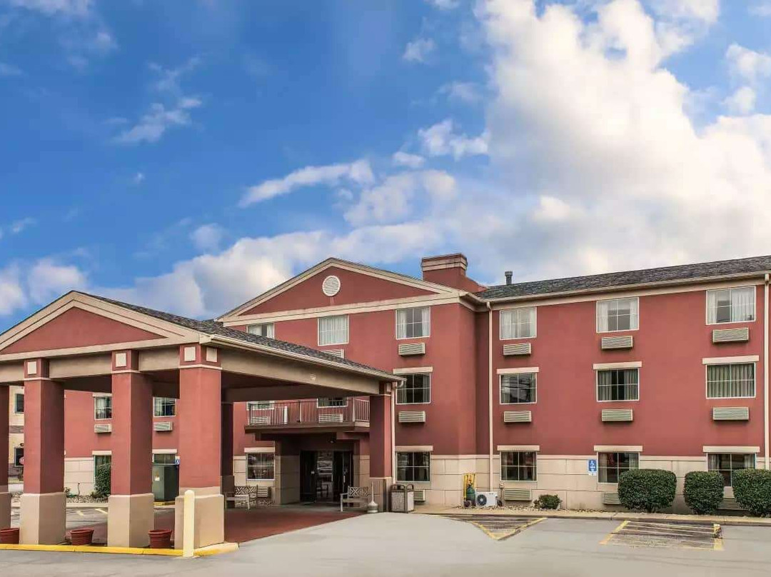 Wingate by Wyndham West Mifflin