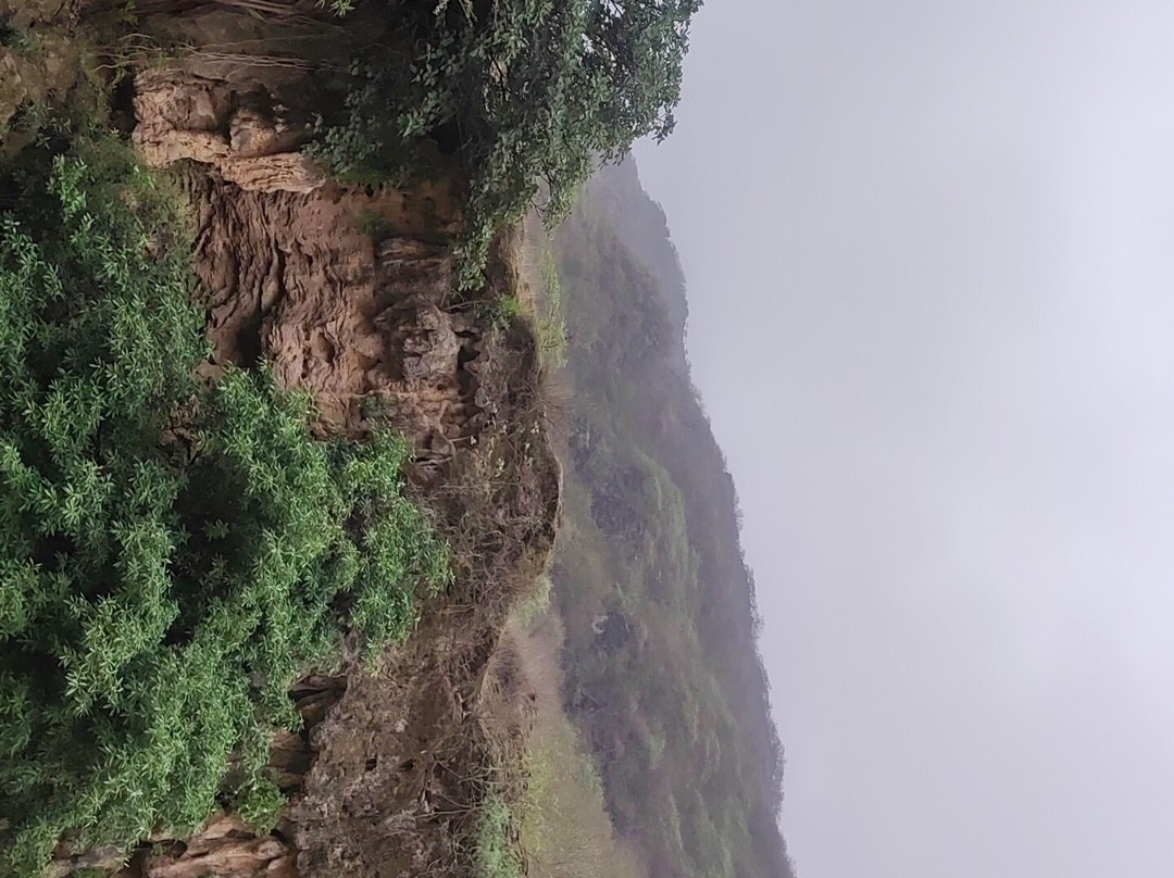 Ain Garziz-塞拉莱必去景点