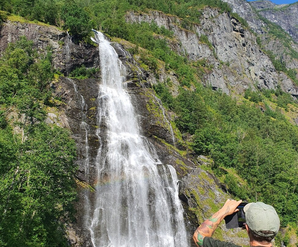 Brekkefossen-弗洛姆必去景点