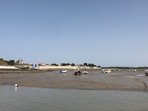 Croisieres Inter-iles-拉罗谢尔必去景点