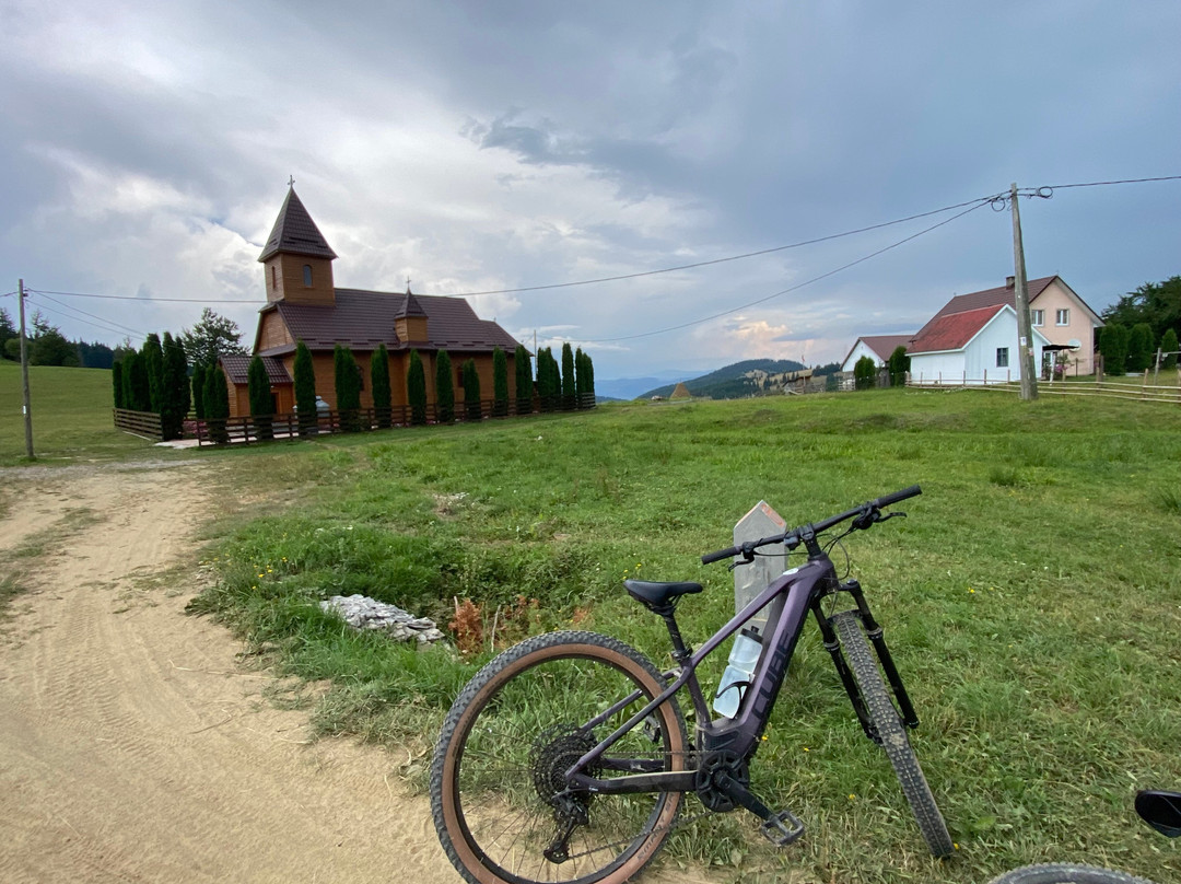 CarpatBike-布加勒斯特必去景点