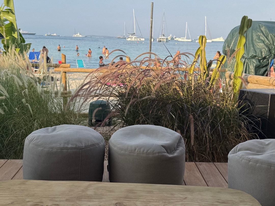 Spiaggia di Ira-Porto Rotondo必去景点