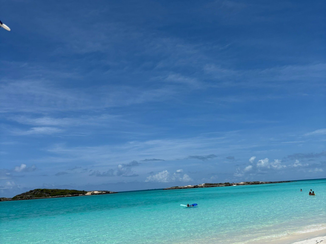 Tropic of Cancer Beach-Moore Hill必去景点