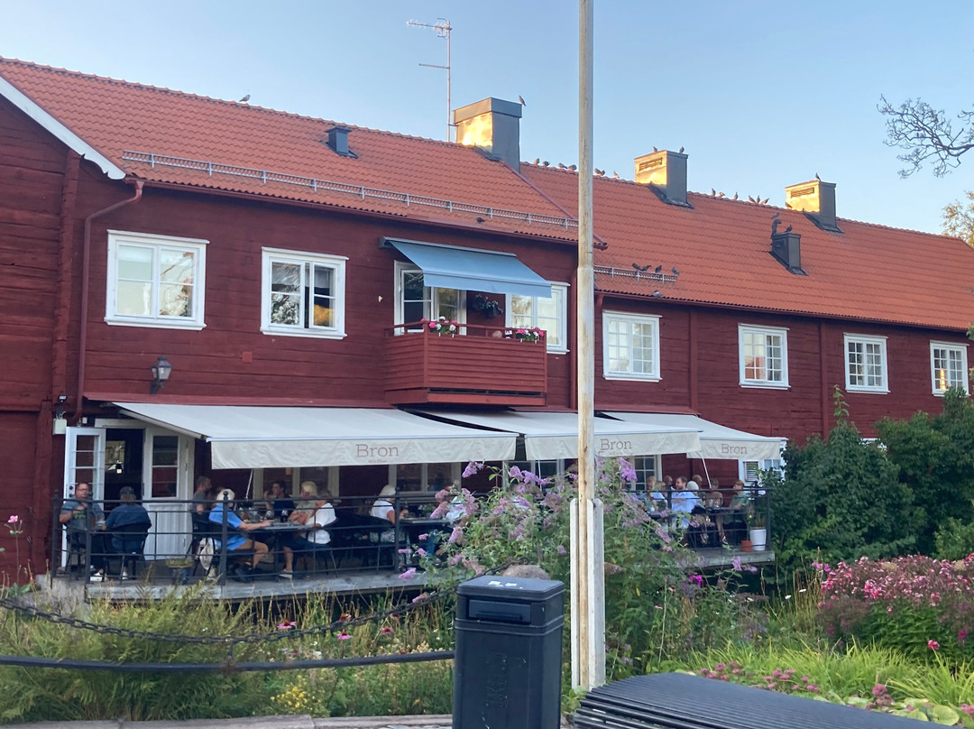 Bron Kök & Bar