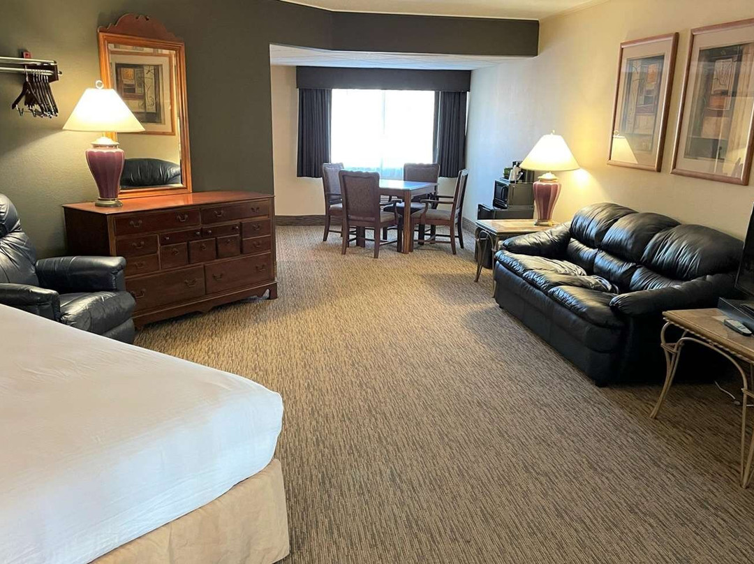 Crossroads Hotel and Event Center