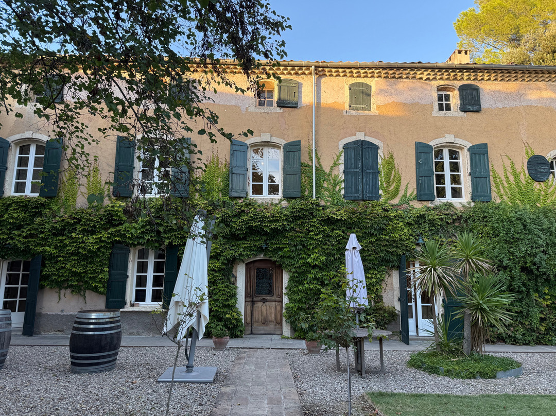 Domaine Saint Hilaire主图