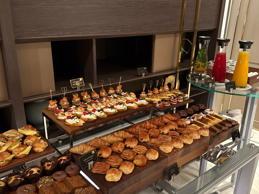 拉姆拉费尔蒙服务公寓酒店主图