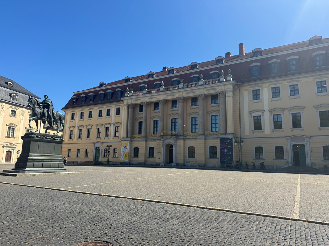 Puschkin Denkmal-魏玛必去景点