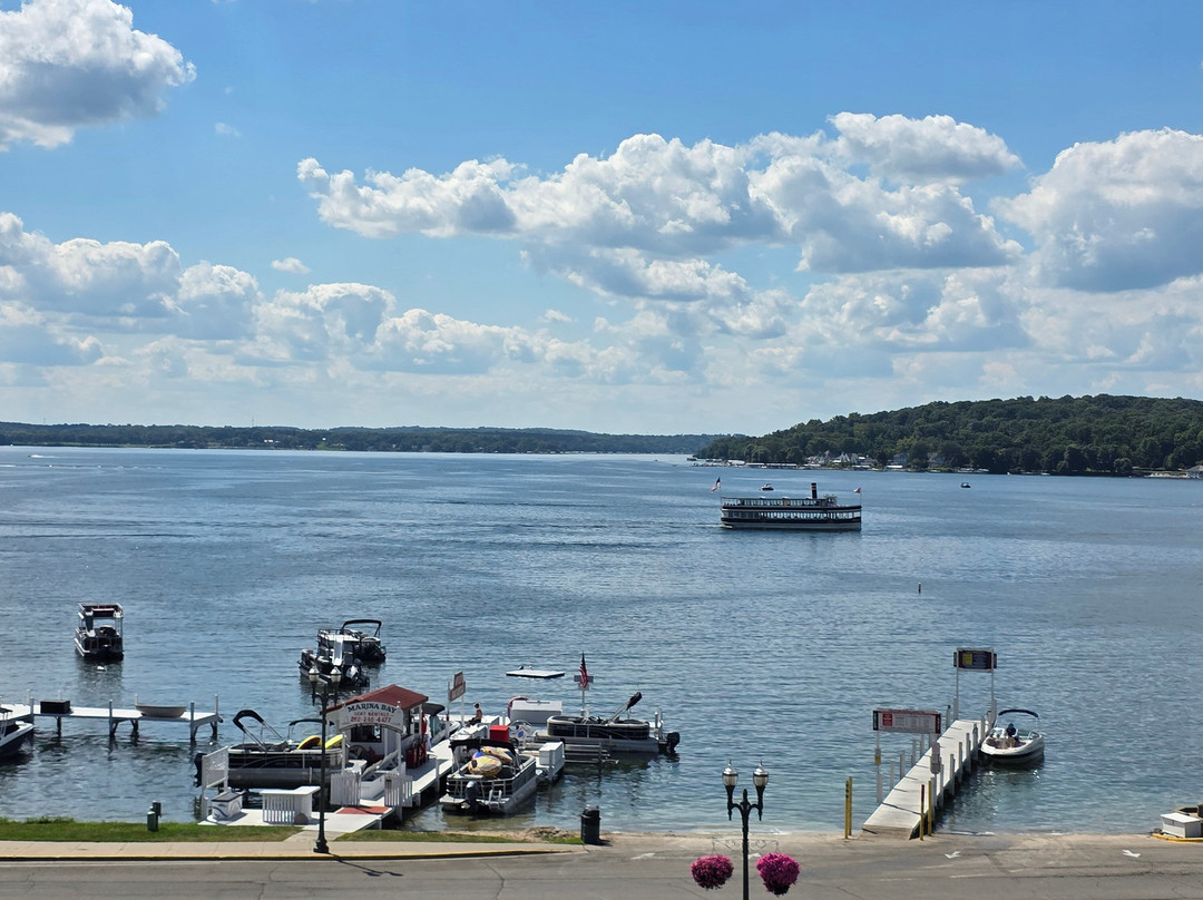 杰尼瓦湖海港酒店主图