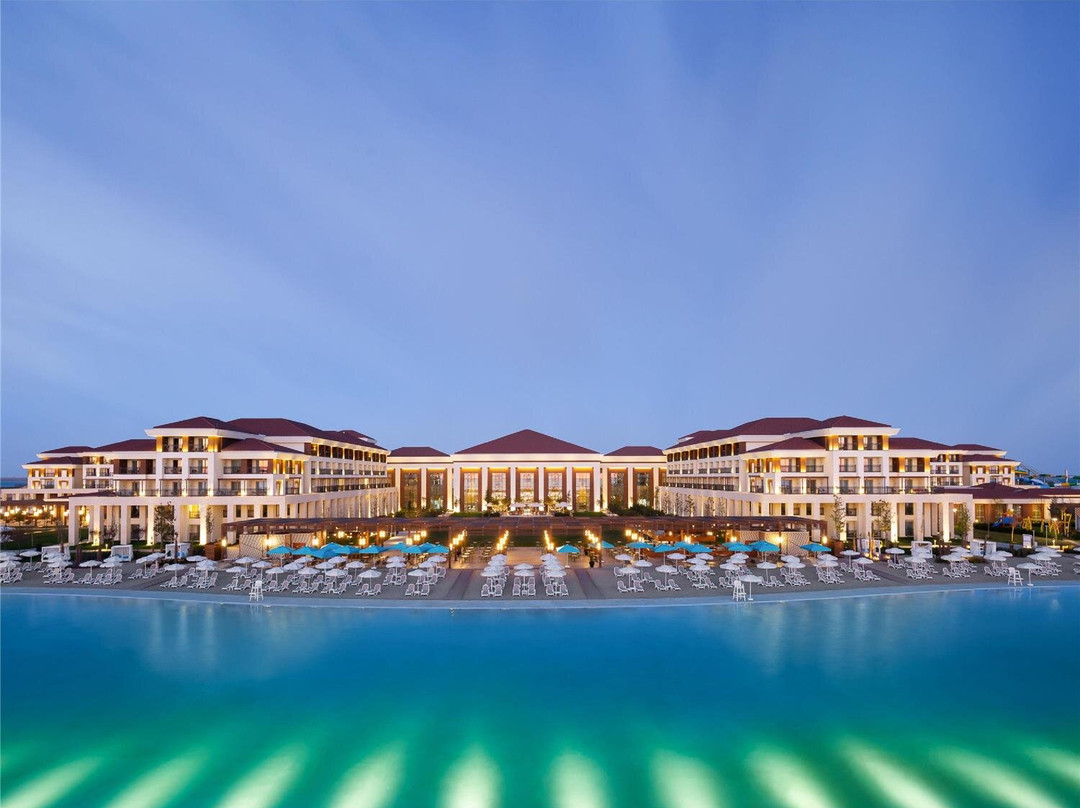 Rixos 水上世界阿克套酒店主图