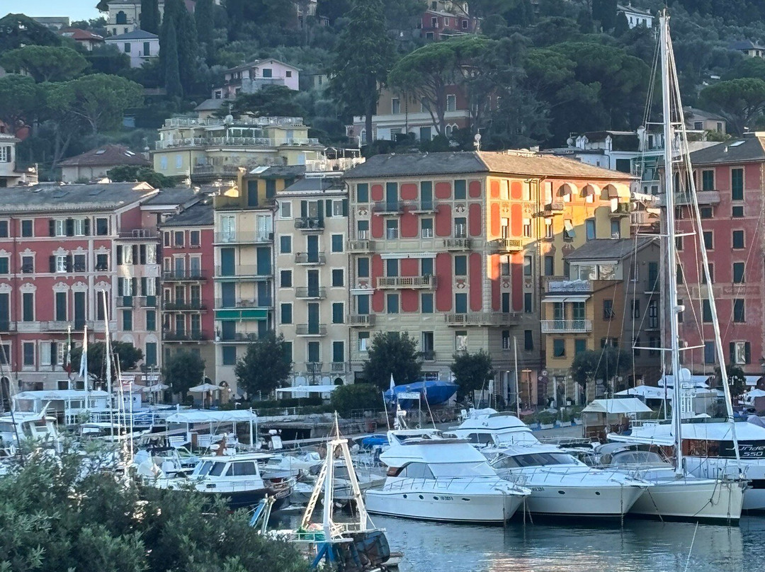 贝斯特韦斯特劳林酒店主图