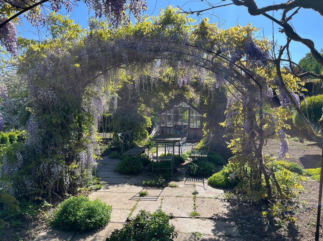 Caerau Gardens-Bala必去景点