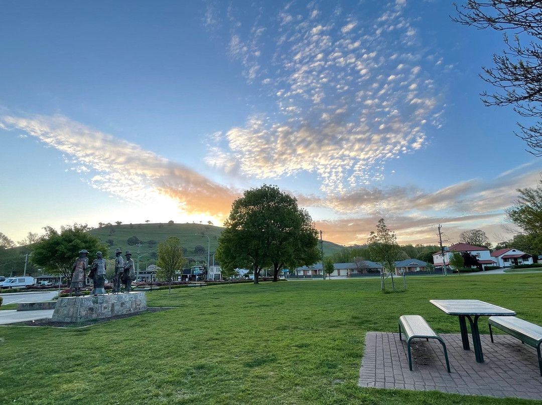 Gundagai Visitor Information Centre-刚达盖必去景点
