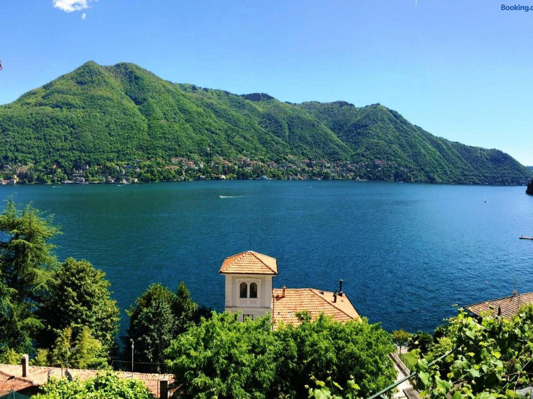 Charme and Lake View - Bymyhomeincomo