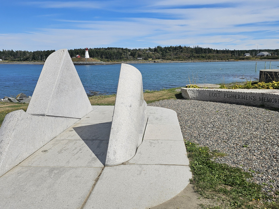 Lost Fishermen's Memorial-Lubec必去景点