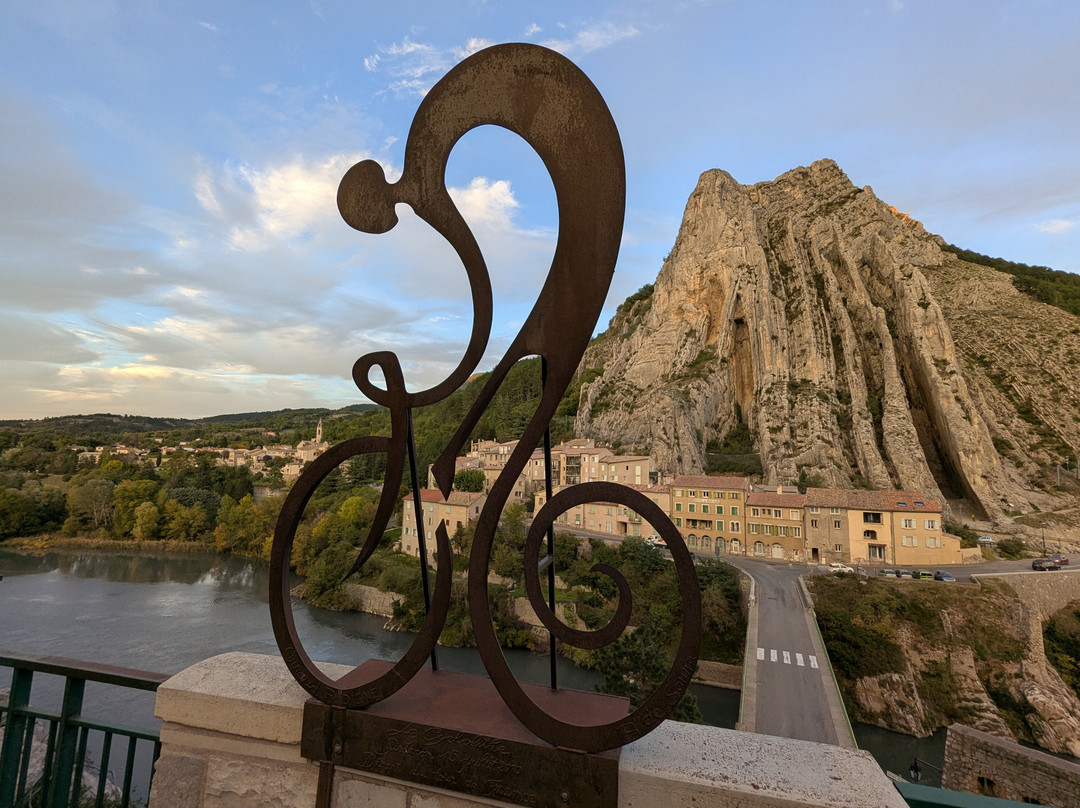Rocher de la Baume-Sisteron必去景点
