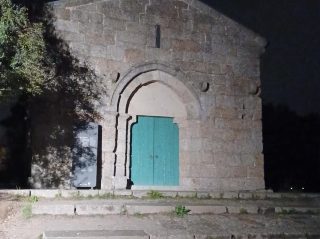 Igreja de São Miguel do Castelo-吉马良斯必去景点