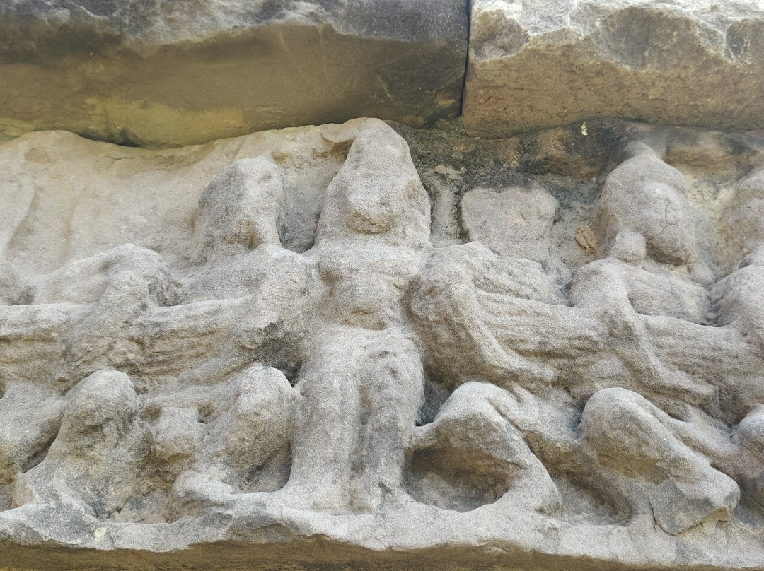 Prang Ku-猜也蓬必去景点