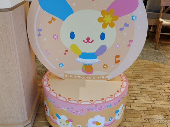 Terrace In Seaside主图