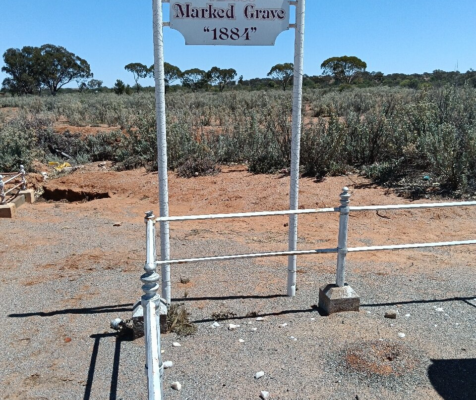 Broken Hill Cemetery Walk-布罗肯希尔必去景点