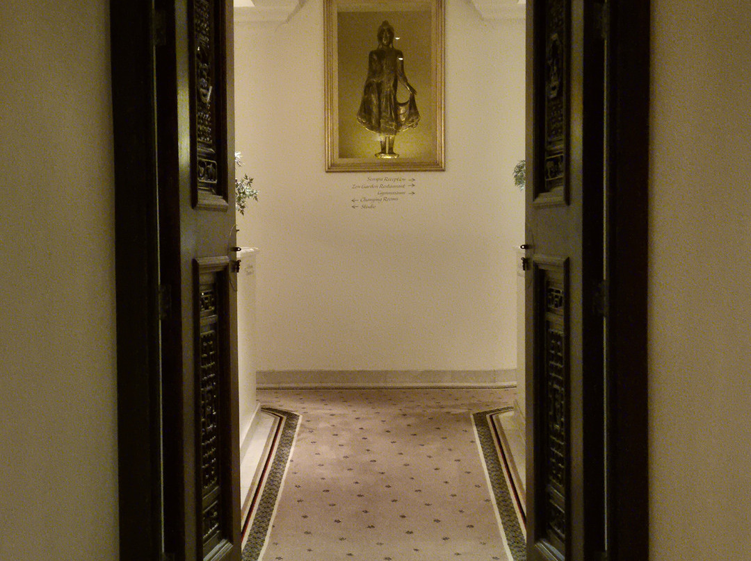 Careys Manor Hotel & SenSpa主图