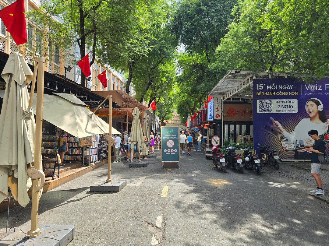Ho Chi Minh City's Book Street-胡志明市必去景点