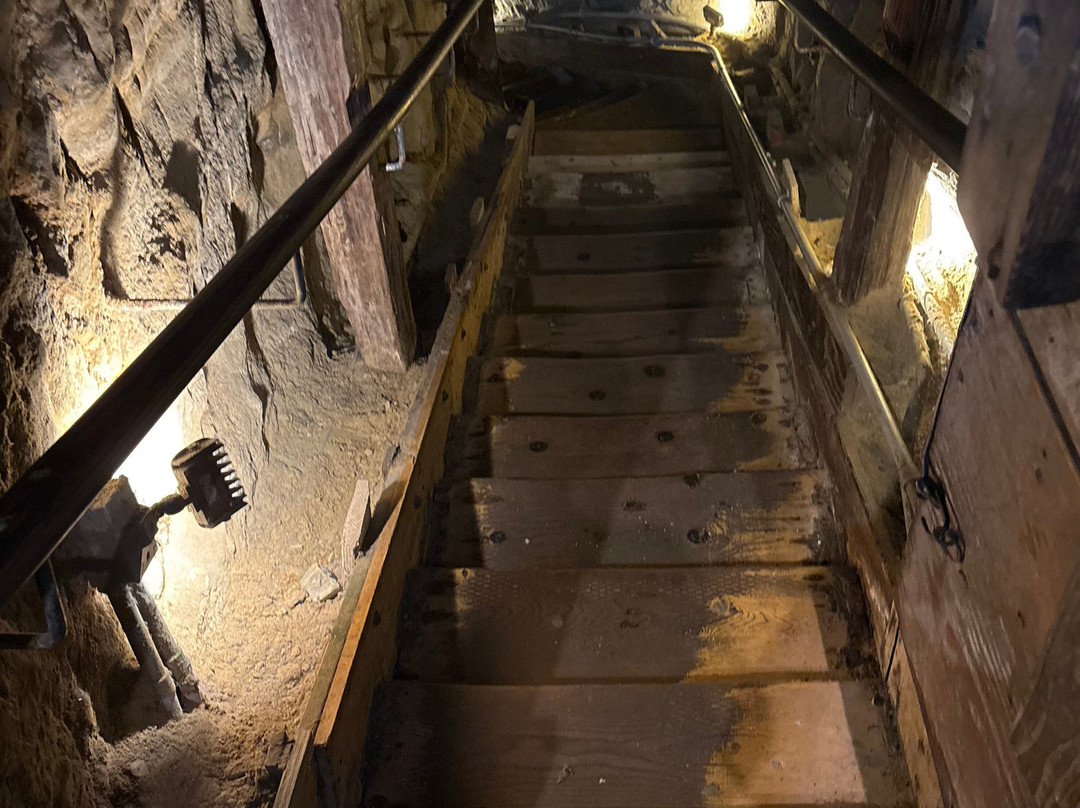 Sunny Jim Cave-拉荷亚必去景点