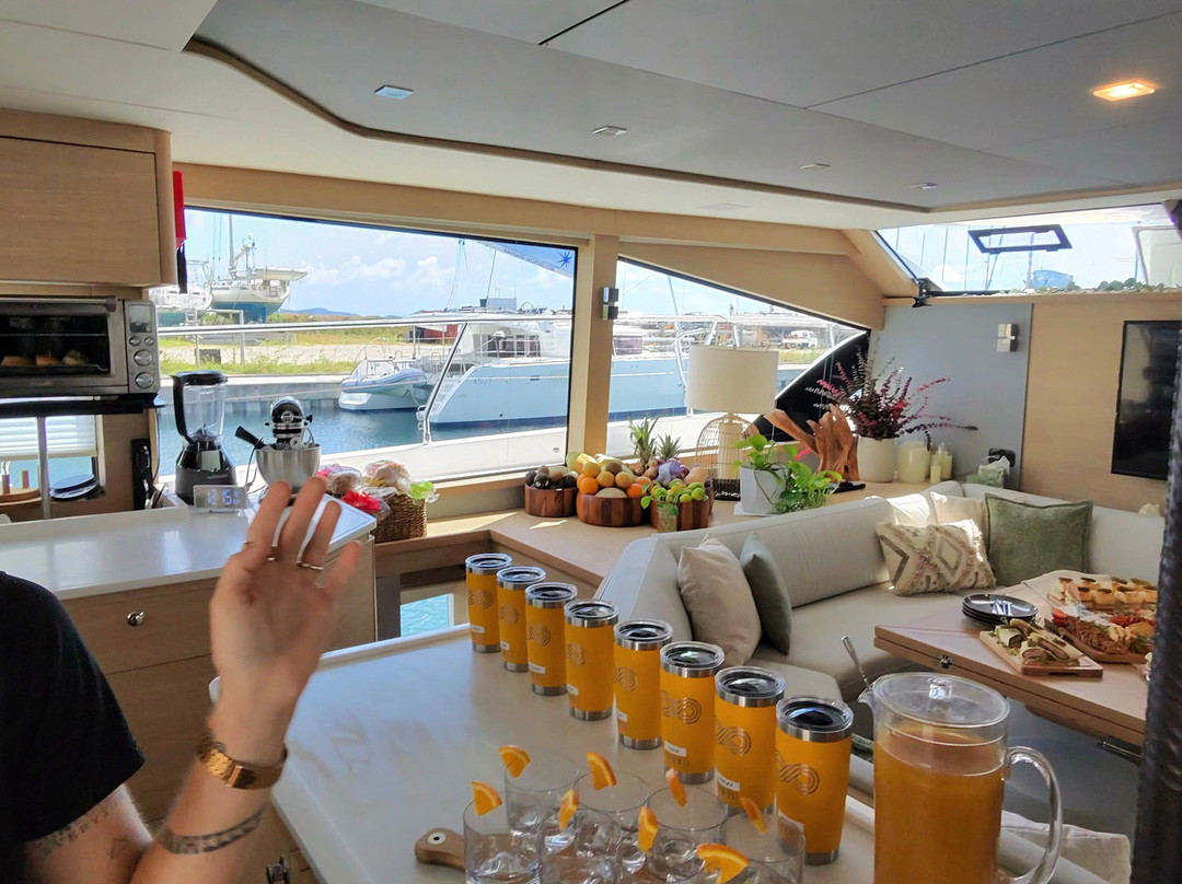 MarineMax Vacations-托土拉必去景点