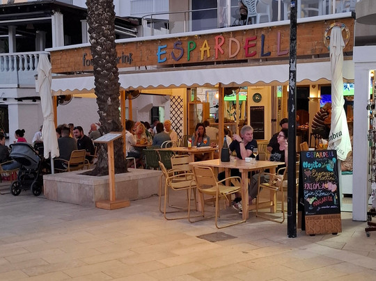 Es Pujols Market-Es Pujols必去景点