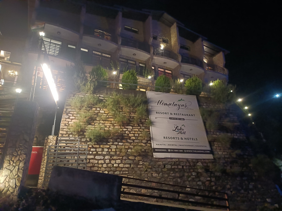 Himalayas By The Lake Hill主图