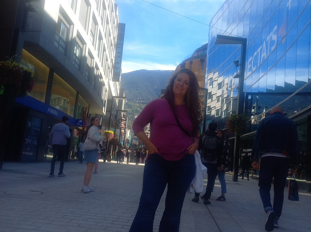 Avinguda Meritxell-安道尔城必去景点