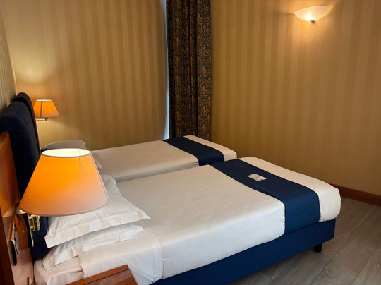 帕尔马会议酒店主图