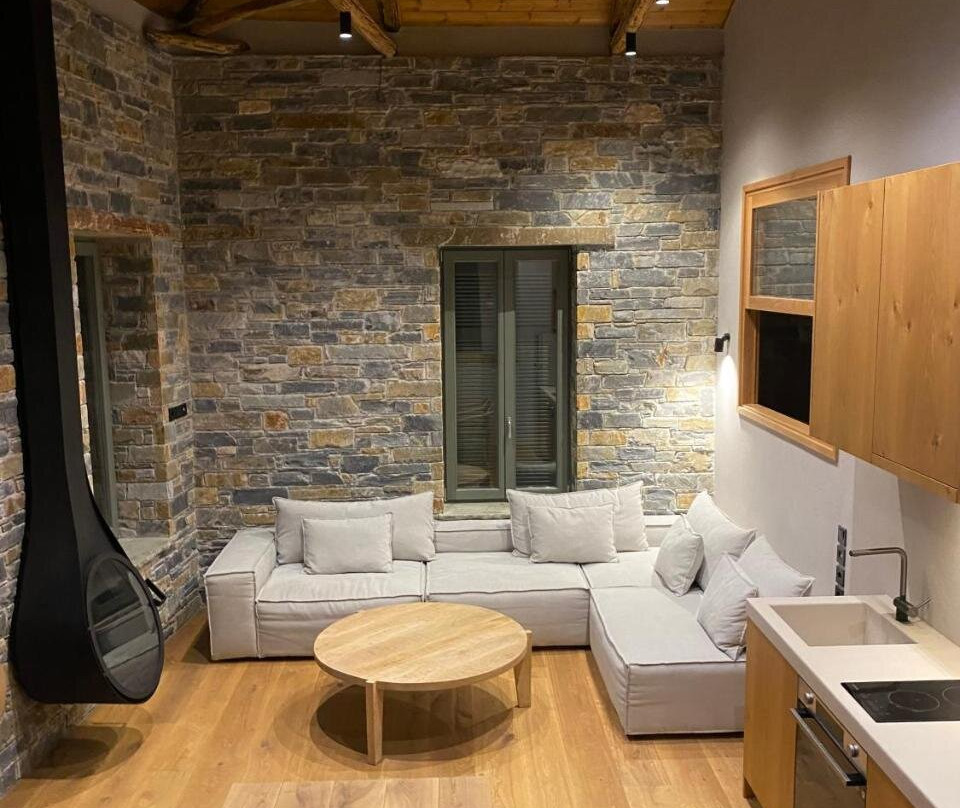 EJ Boutique Suites