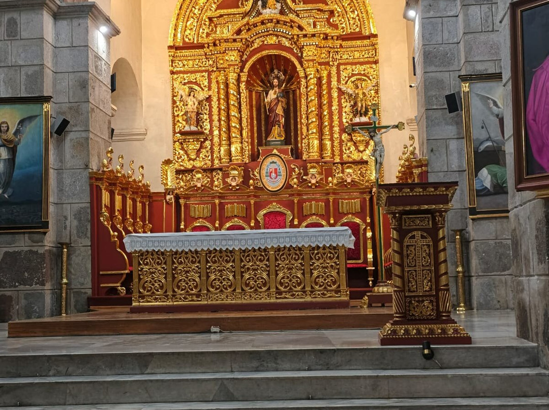 Catedral Católica de Ibarra-伊瓦拉必去景点