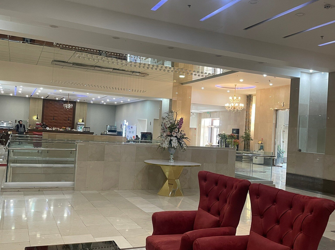Amiran Hotel主图